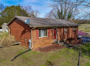 339 Bramble Ln, Dandridge, TN 37725