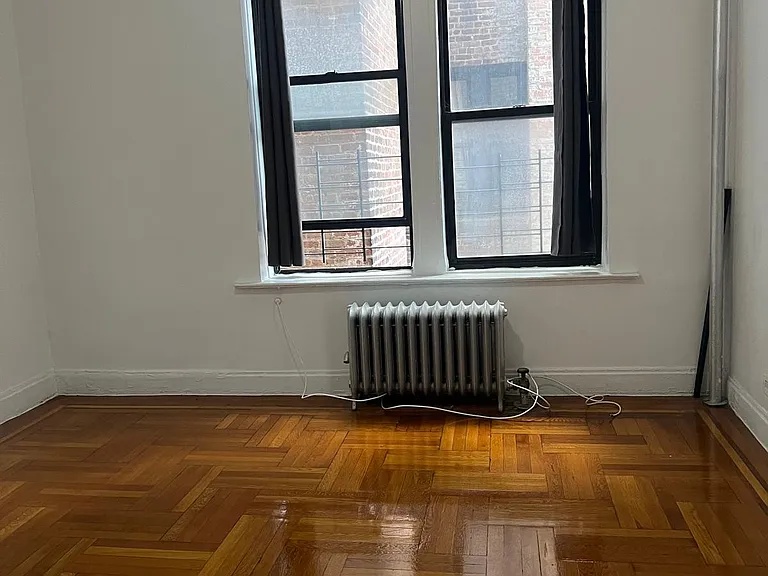 3230 Steuben Ave #C1 — Photo 4