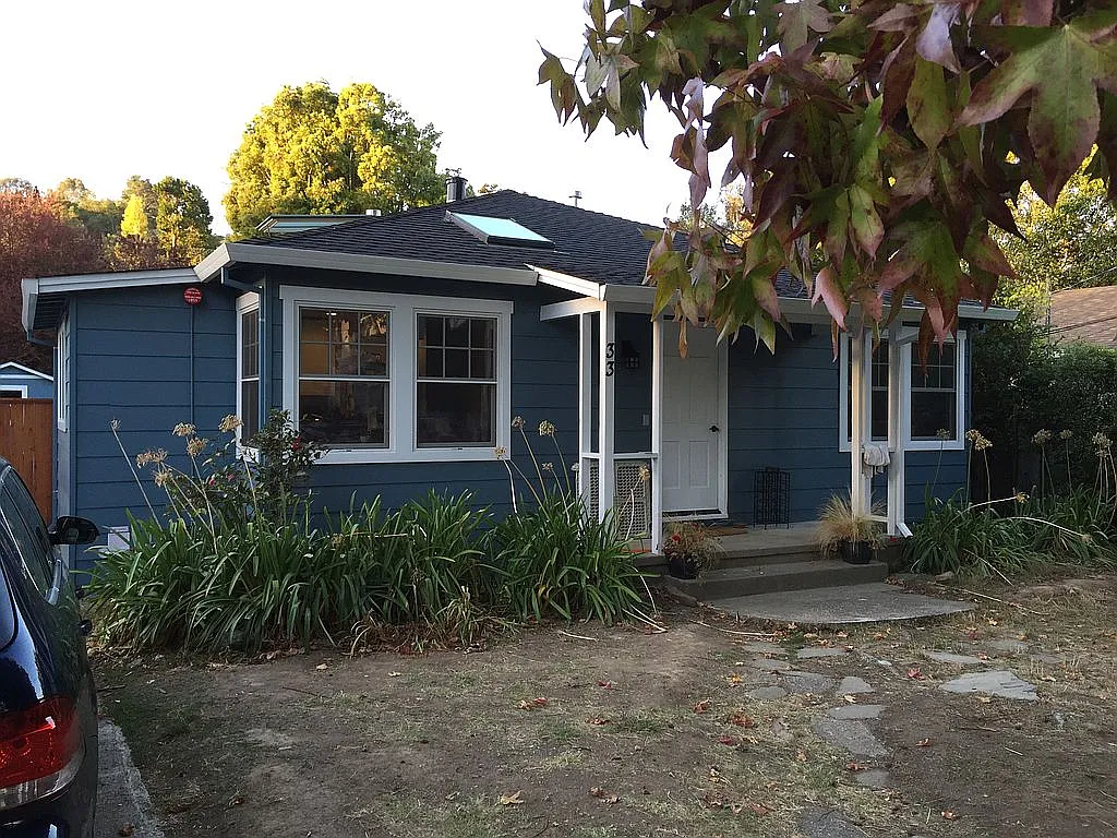 33 Meadow Dr photo 1