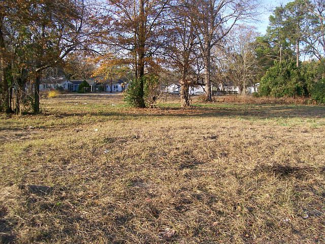 2nd image of 31 Sampson St