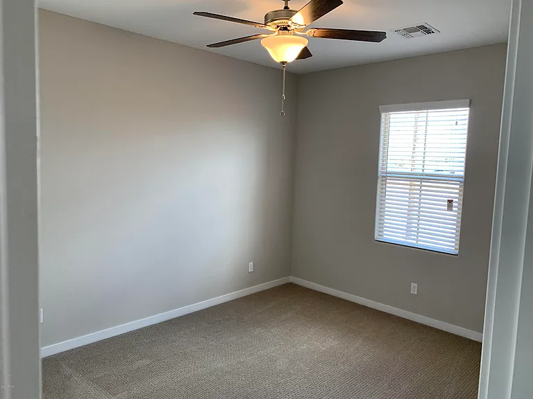 715 N Sparrow Dr — Photo 14