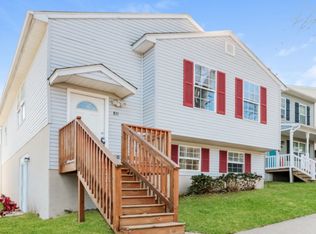 811 202nd St UNIT 1, Pasadena, MD 21122