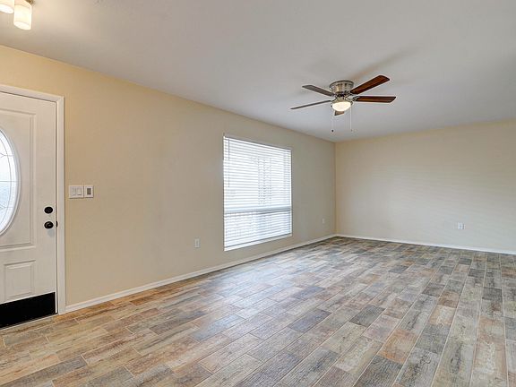 5th image of 11116 W Mirandy Ct