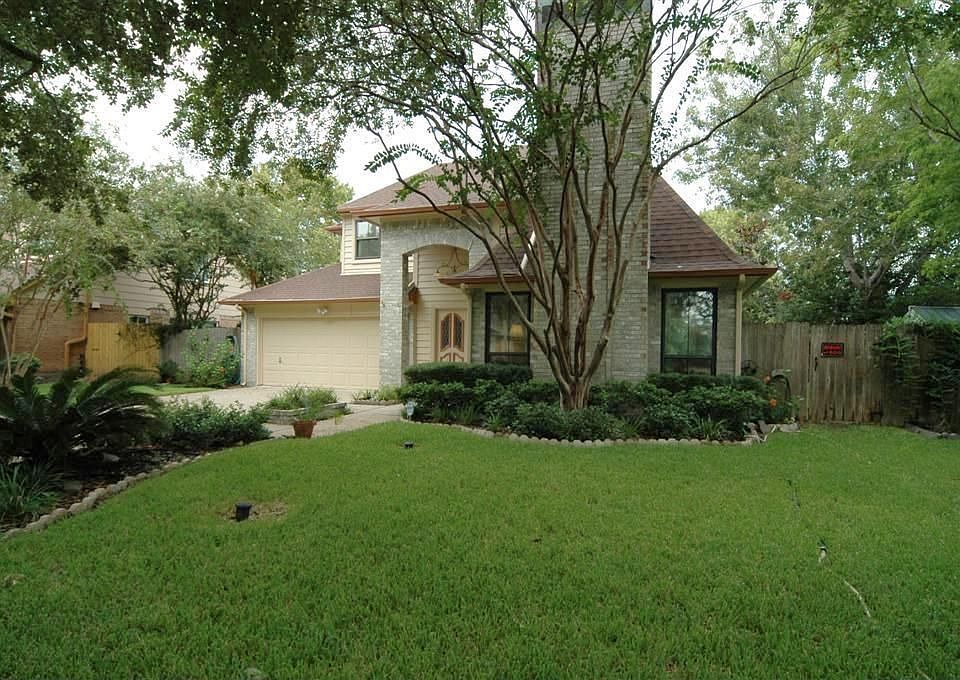 1st image of 16463 Dunmoor Dr