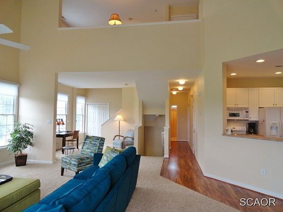 4th image of 97D Willow Oak Ave