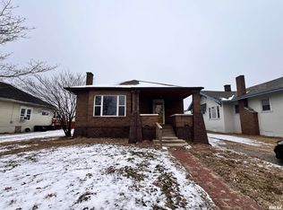 609 S 14th St, Herrin, IL 62948