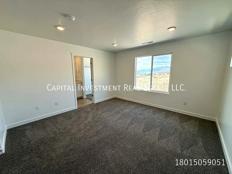 4351 N 325 E — Photo 7