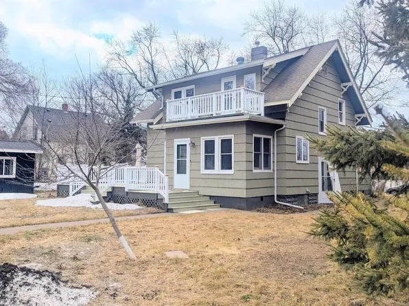 402 3rd St, Cloquet, MN 55720