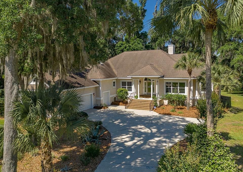 1st image of 107 Riverwalk Dr