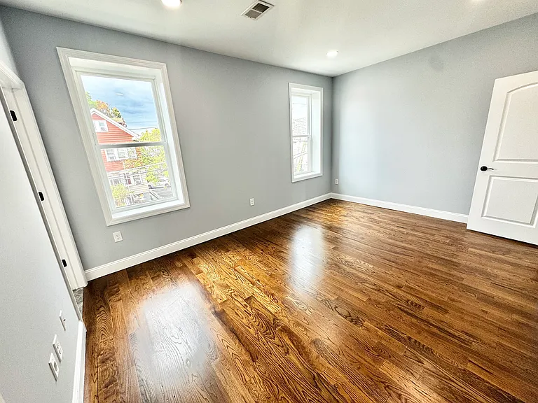 224 Niles St #2 — Photo 17