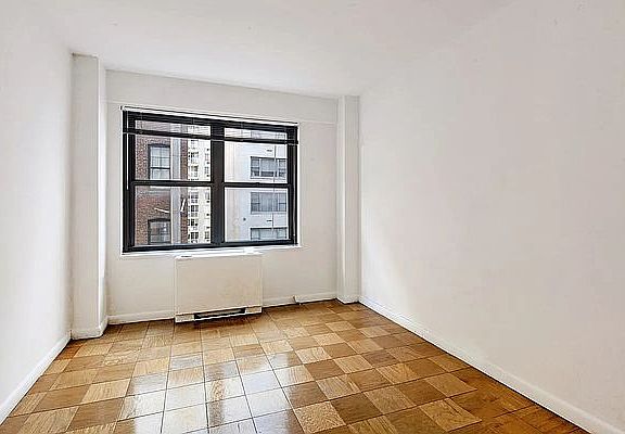 5th image of 245 E 63rd St APT 728