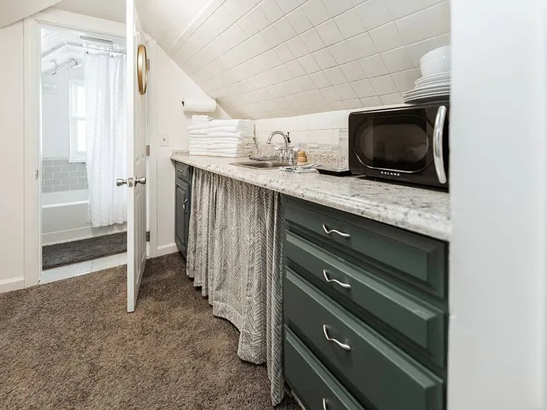 2708 S Rogers St #2708 — Photo 14