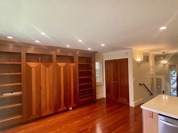 5th image of 414 San Benito Ave