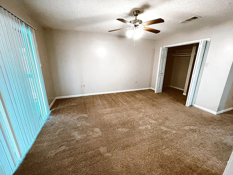 8012 Bayou Fountain Ave — Photo 3
