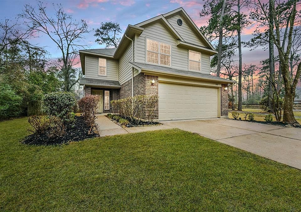 Welcome Home to 1517 Glen Oaks Dr. (edited photo)