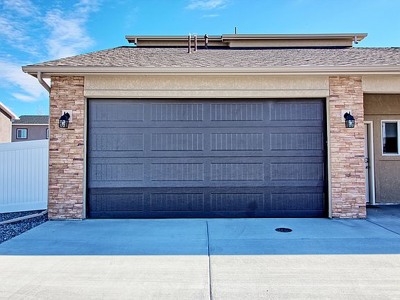 2nd image of 566 Graff Dairy Ct