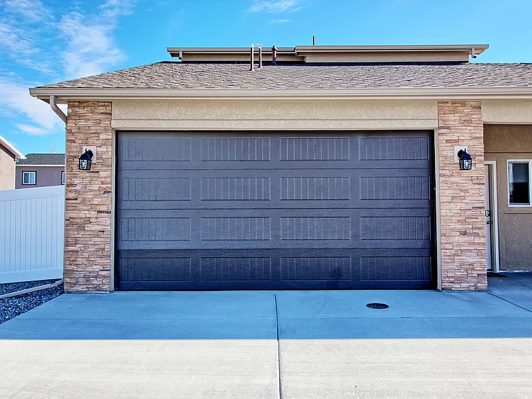 566 Graff Dairy Ct — Photo 2