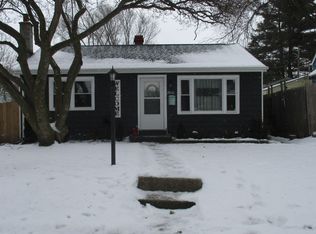 2016 S Walnut St, South Bend, IN 46613