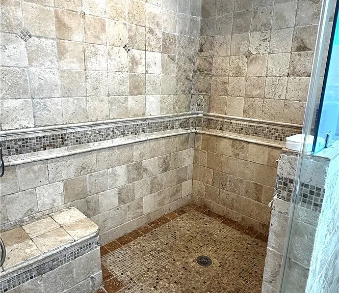 7414 Delco Ave — Photo 17