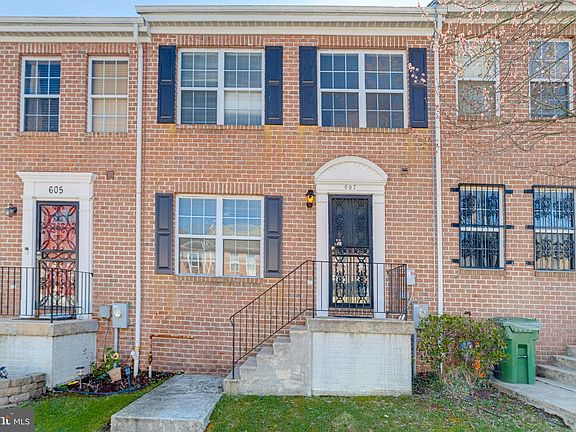 2nd image of 607 Gold St