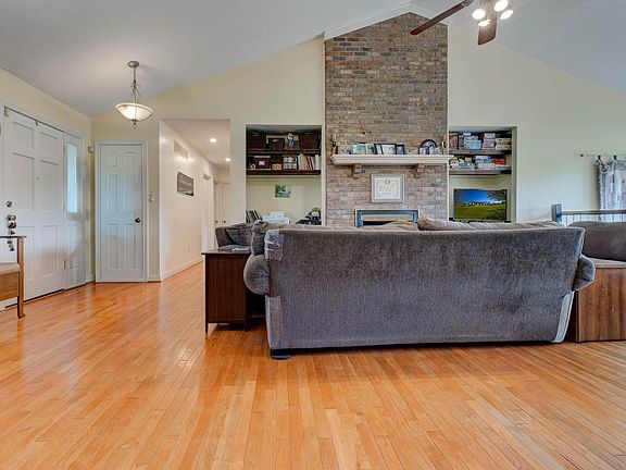 5th image of 465 Morris Rd