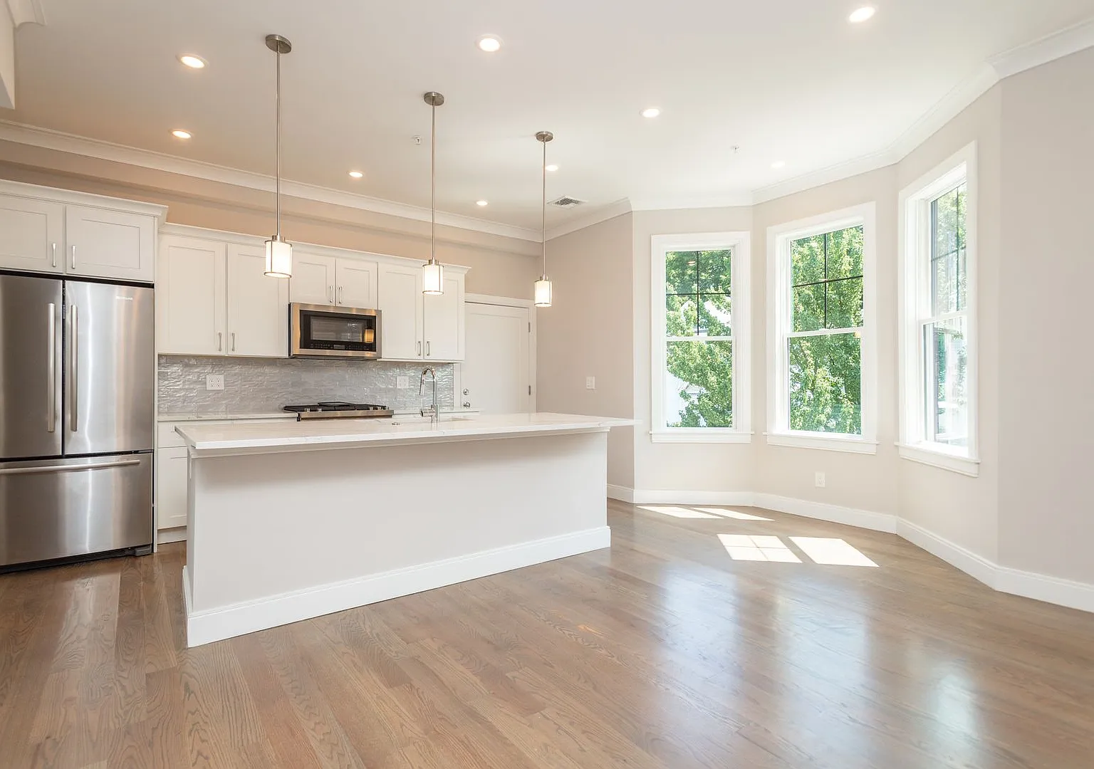 Check out this Jp Listing — Photo 1