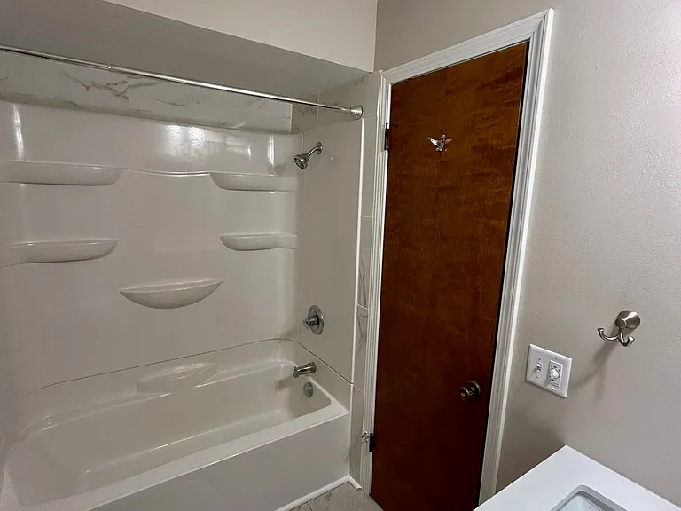 Full bath reno completed 2025
