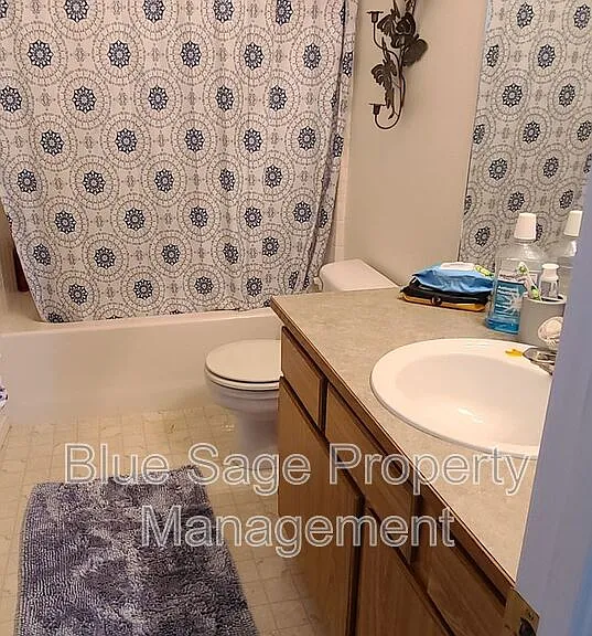1712 W Durham Dr — Photo 11