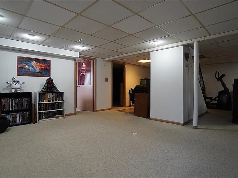 389 Prospect Rd — Photo 22