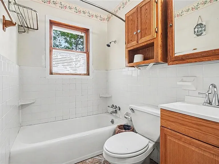 3944 Fairburn Rd — Photo 8
