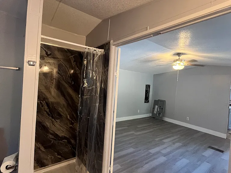 1303 Woodchuck Ave #4 — Photo 15