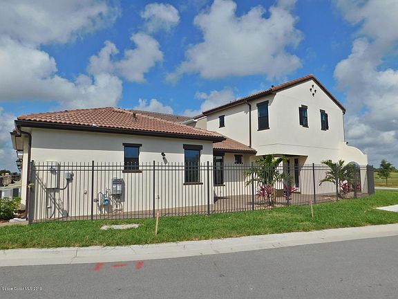 3rd image of 6794 Vista Hermosa Dr