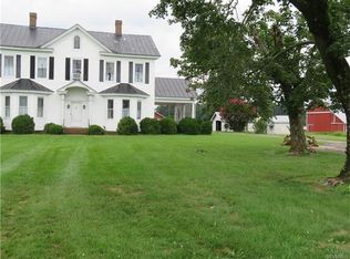 37178 Owens Grove Rd, Wakefield, VA 23888