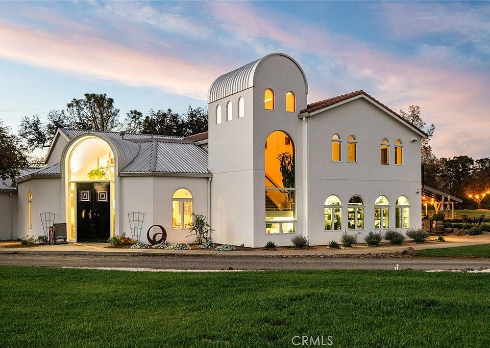 1st image of 6237 Cohasset Rd