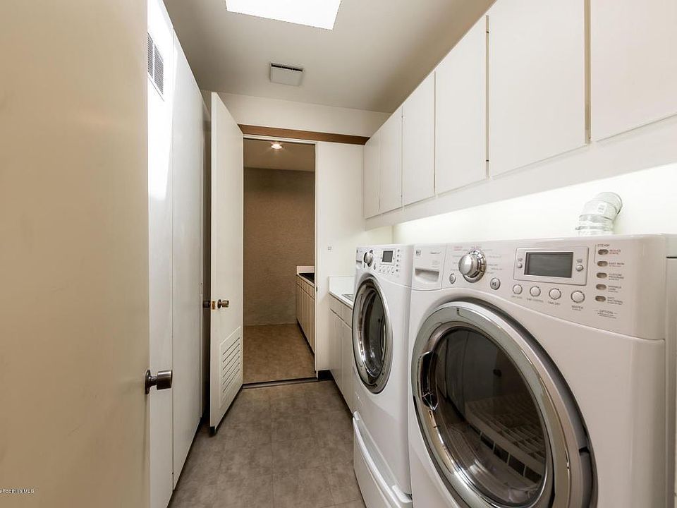 1st image of 800 Inverness Dr