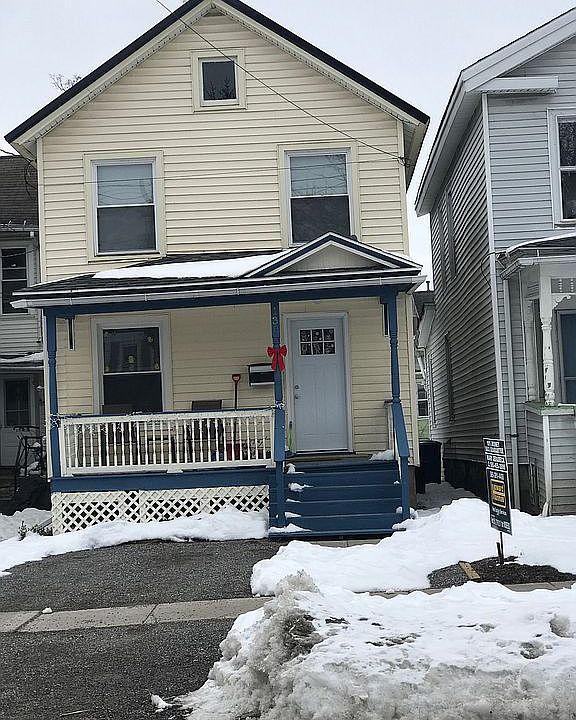1st image of 138 Pleasant St