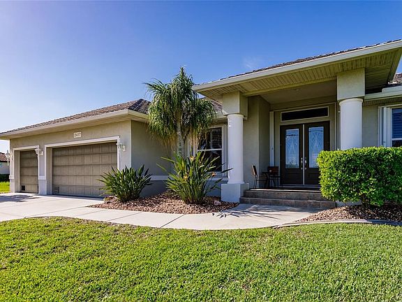 4th image of 2417 Padre Island Dr