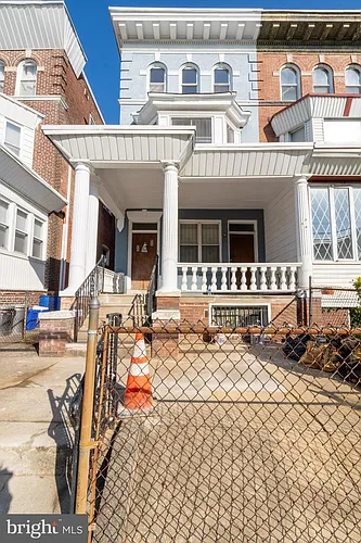 5003 Pine St Photo 1