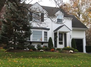 744 Brooke Rd, Glenside, PA 19038