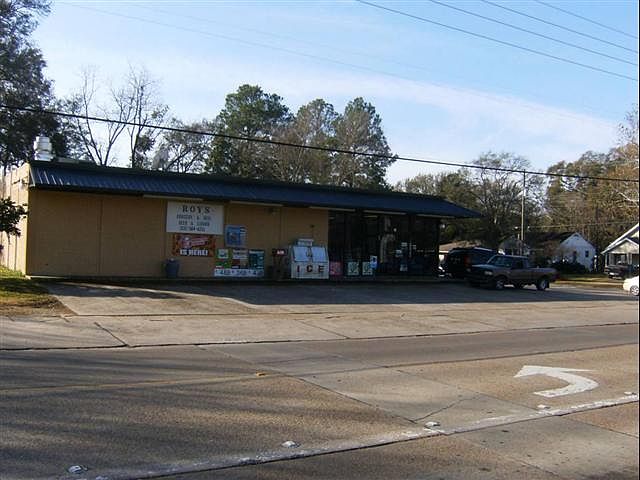 1st image of 1200 Oak Park Blvd