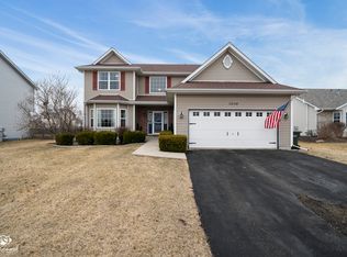 25164 S Plainview Dr, Channahon, IL 60410