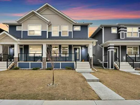 241 N Midgrove Mews SW, Airdrie, AB T4B 5K8