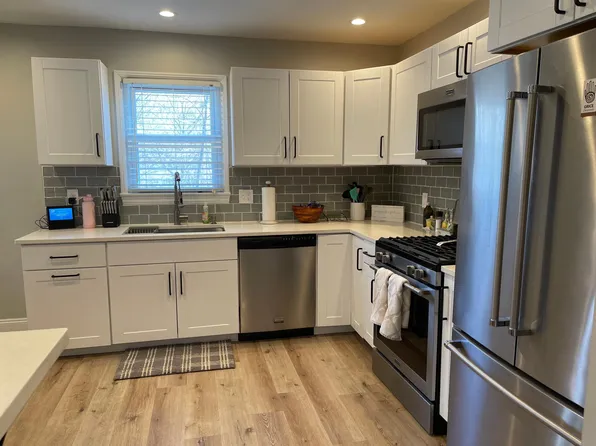 715 Boggs Ave, Pittsburgh, PA 15211