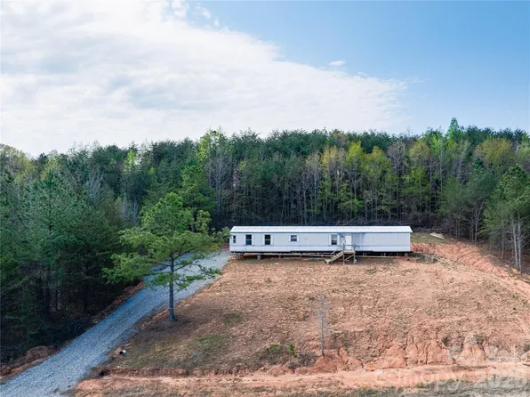 143 W Forest View Ln, Mooresboro, NC 28114