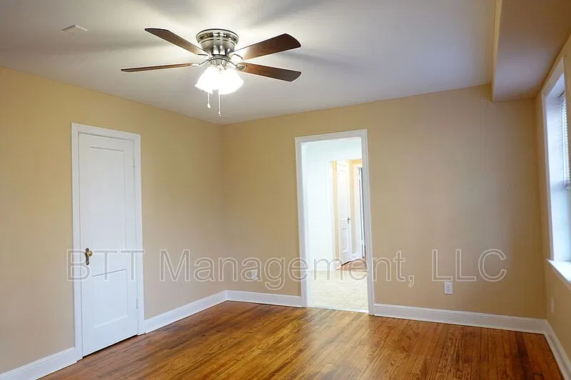 1 bed, 1.0 bath, 650 sqft, $1,325 — Photo 3