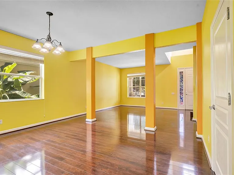 7325 Derexa Dr — Photo 8