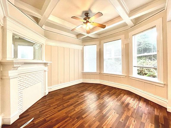 2nd image of 522 Lyon St #522