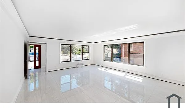 37 Lakeshore Dr — Photo 3