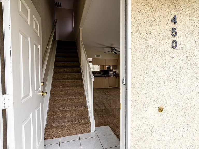 450 Tava Ln — Photo 33