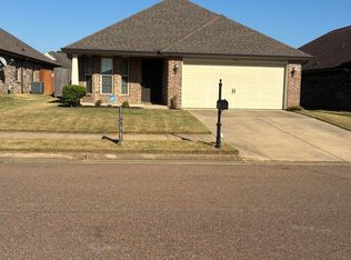 7944 Allenwood Ln, Olive Branch, MS 38654